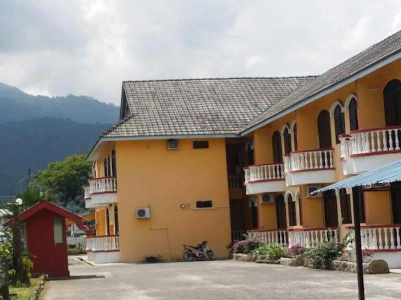Hotel Hji Residensi Kuah Exteriér fotografie