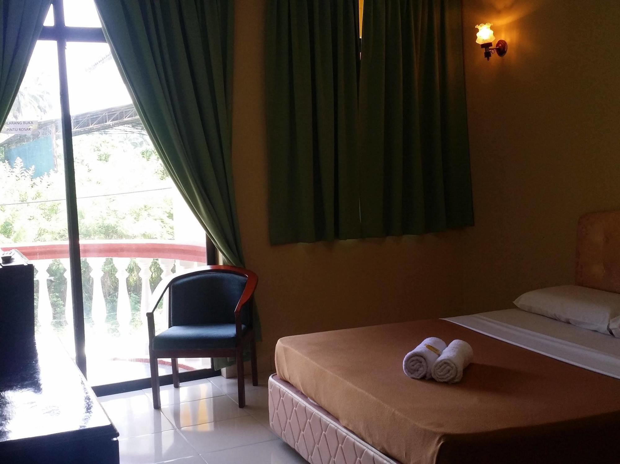 Hotel Hji Residensi Kuah Exteriér fotografie