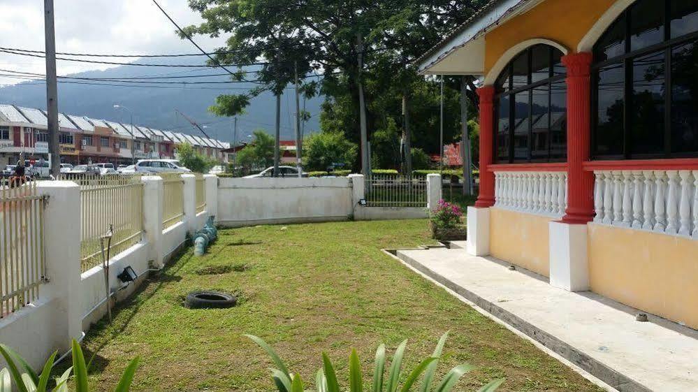 Hotel Hji Residensi Kuah Exteriér fotografie